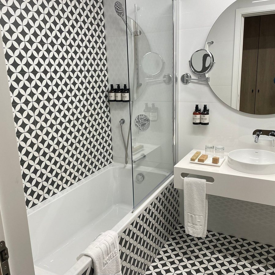NH Porto Jardim — Bathroom