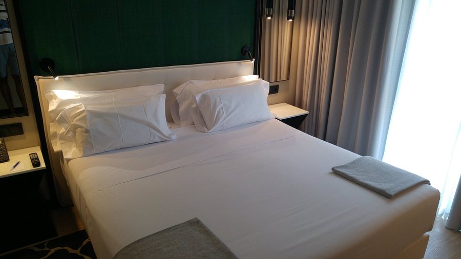 NH Porto Jardim — Guest room