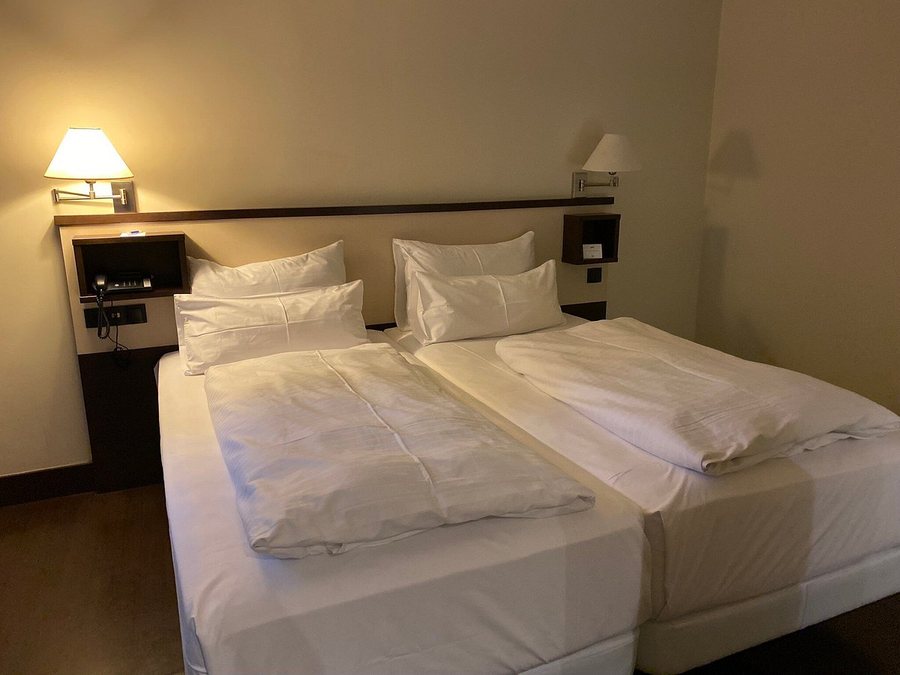 NH Wien City — Guest room