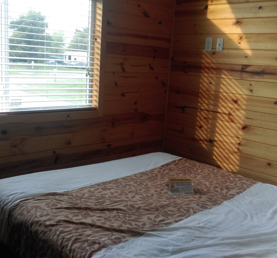 NIAGARA FALLS GRAND ISLAND KOA — Guest room