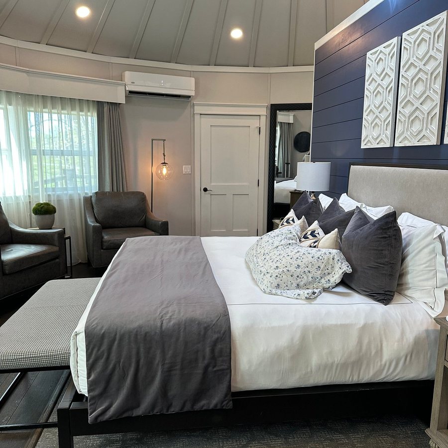 Nicewonder Farm Vineyards — Guest room