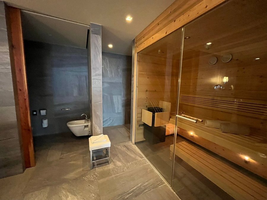 Nidum Casual Luxury Hotel — Bathroom