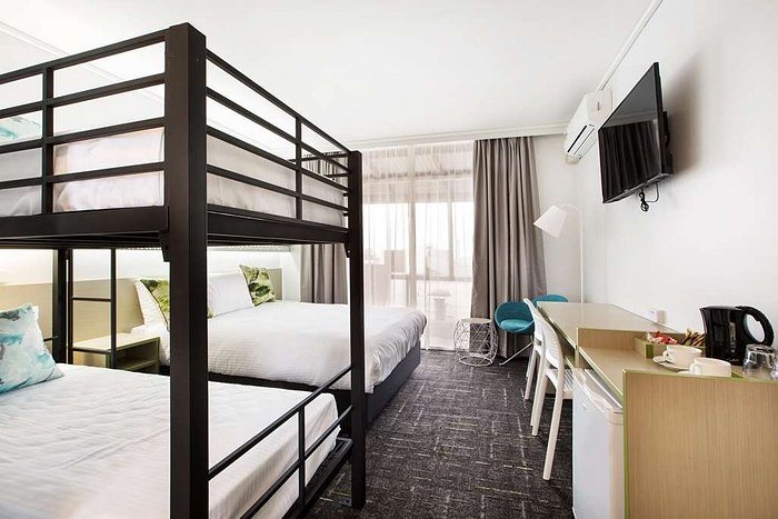 Nightcap at Sandringham Hotel — Guest room