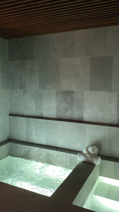 Nima Local House Hotel Spa — Bathroom