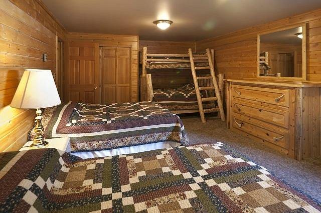 Nine Quarter Circle Ranch — Guest room