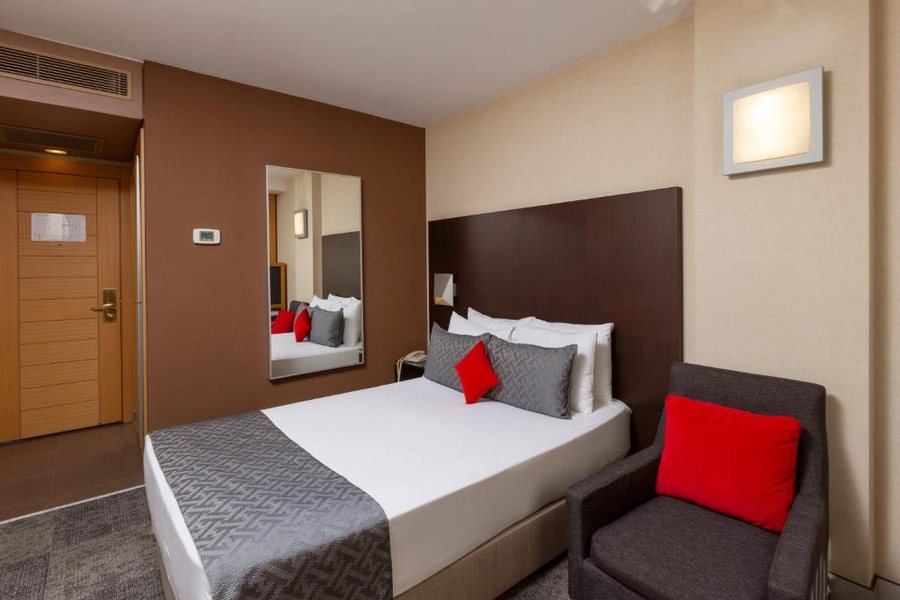 Nippon Hotel Istanbul — Guest room