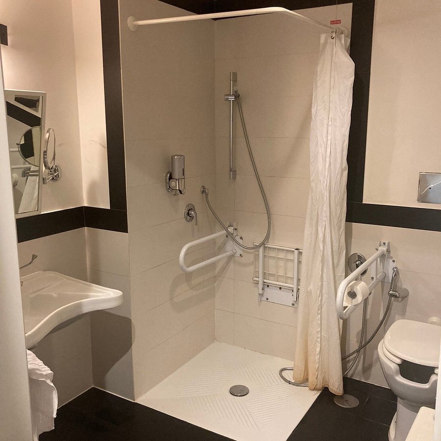 Noba Hotel Residenze — Bathroom