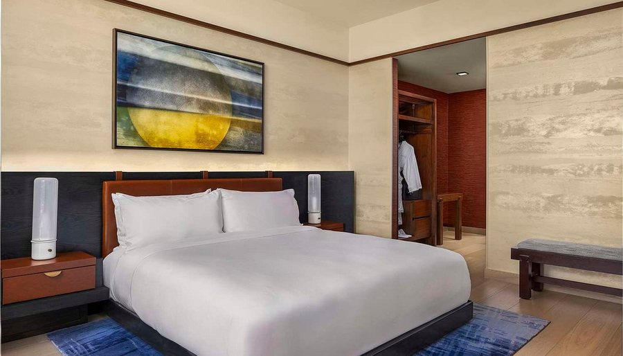 Nobu Hotel Atlanta — Guest room