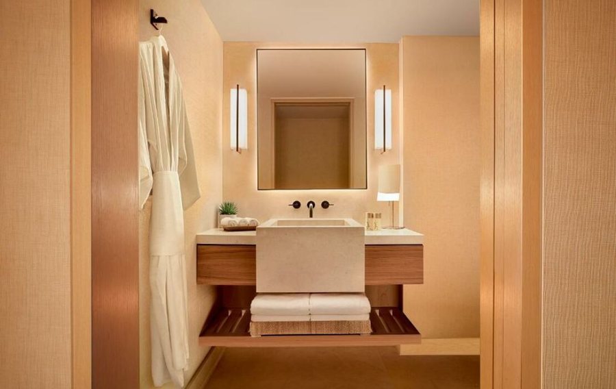 Nobu Hotel Palo Alto — Bathroom