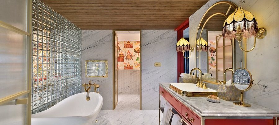 Noor Mahal Resort — Bathroom