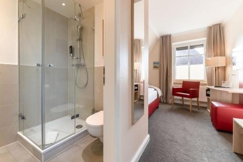 Nordsee Hotel Hinrichsen — Bathroom