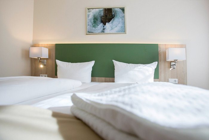 Nordsee Hotel Hinrichsen — Guest room