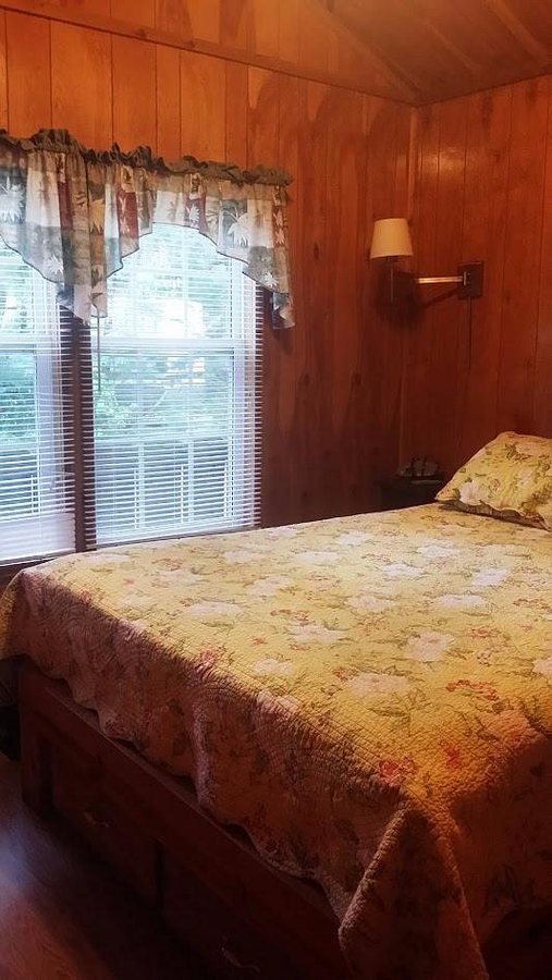 North Beach Camp Resort — Guest room