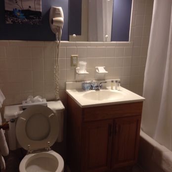 North Star Inn Resort — Bathroom