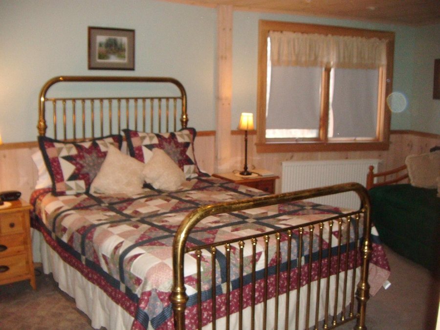 Northern Nights Bed Breakfast — Guest room