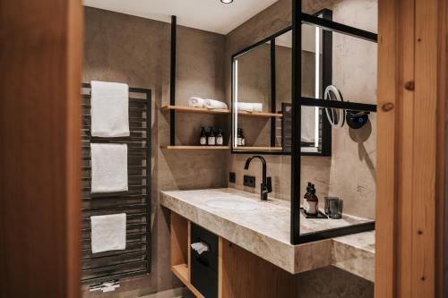 Nova Moments Boutique Hotel — Bathroom