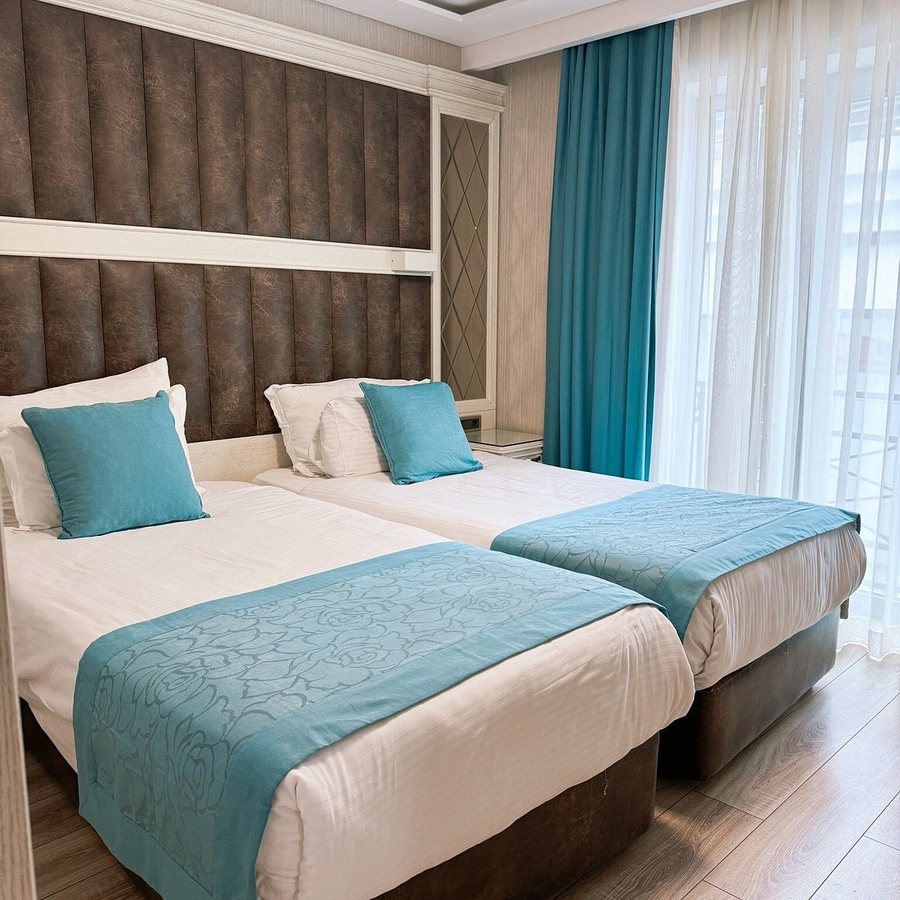Novelty Hotel Istanbul — Guest room