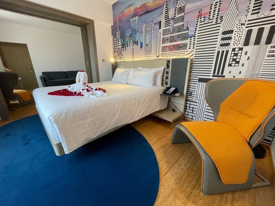 Novotel Bangkok on Siam Square — Guest room