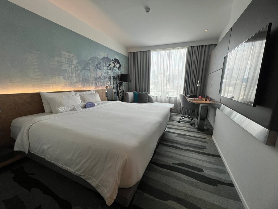 Novotel Bangkok Sukhumvit 4 — Guest room