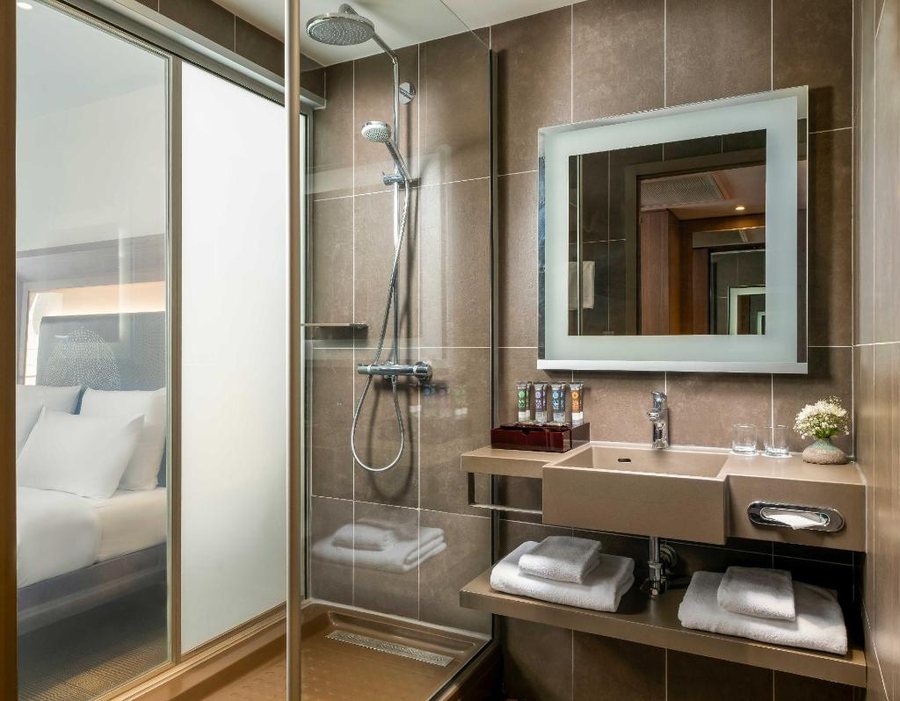 Novotel Istanbul Bosphorus Istanbul — Bathroom