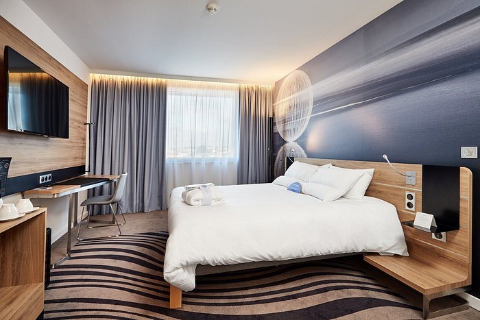 Novotel Krakow Centrum — Guest room
