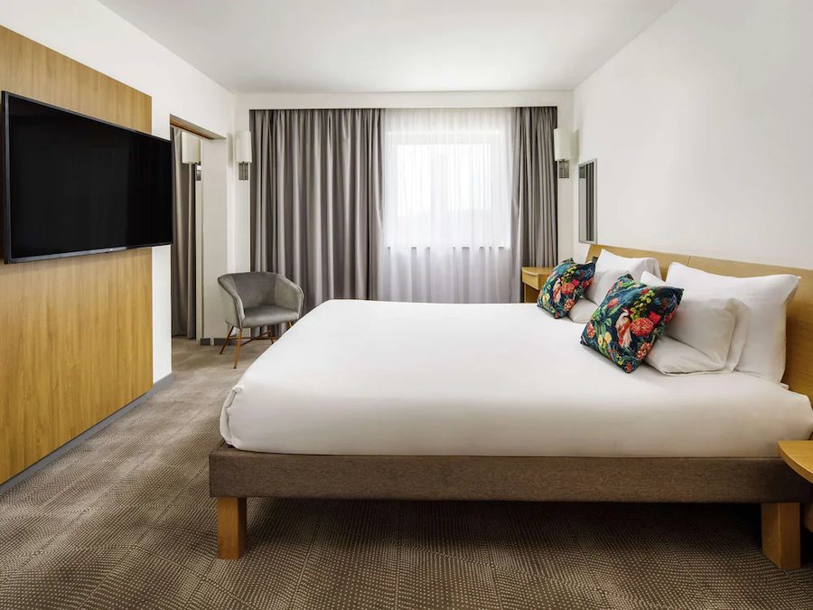 Novotel London Greenwich — Guest room