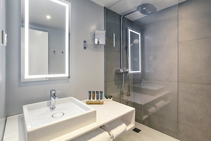 Novotel Milano Linate Aeroporto — Bathroom