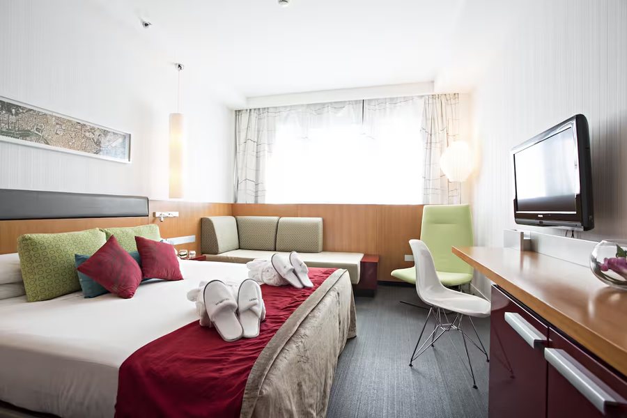 Novotel Roma Eur — Guest room