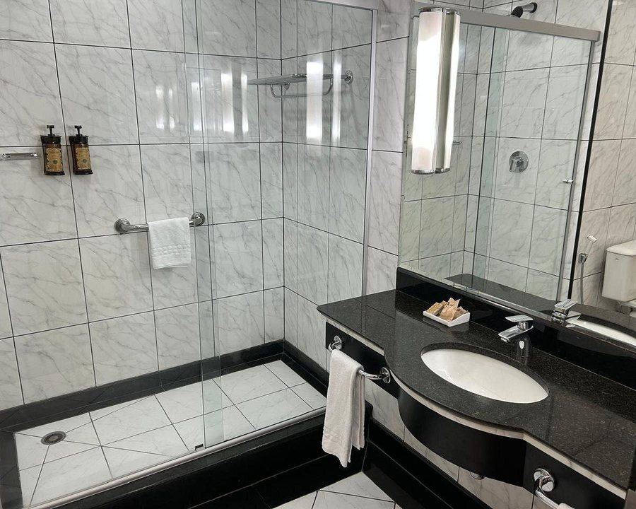 Novotel Sao Paulo Berrini — Bathroom