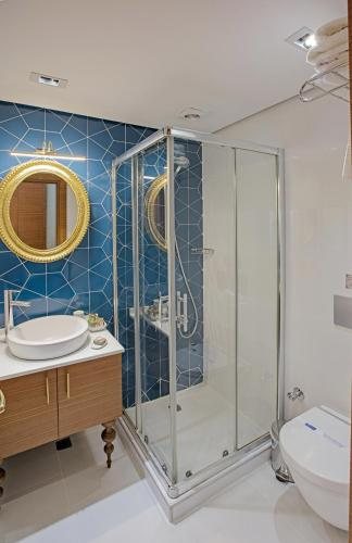 Nowy Efendi Hotel Istanbul — Bathroom