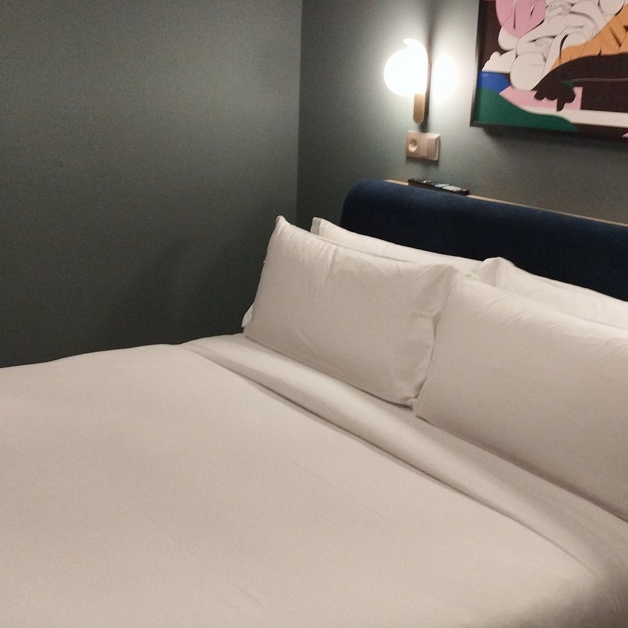 Numa Lisbon Rato — Guest room
