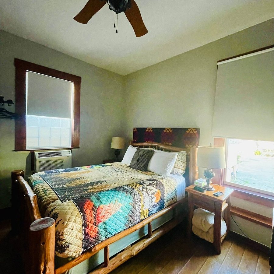 Oaak Tree Hotel — Guest room