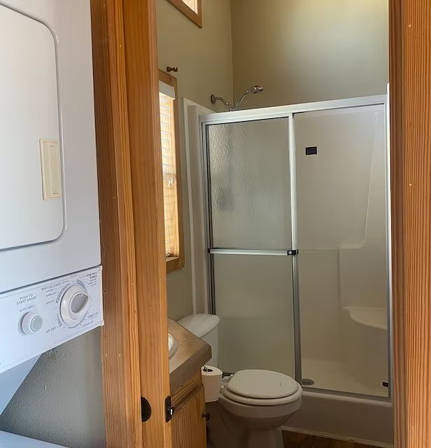 Oak Forest RV Park — Bathroom