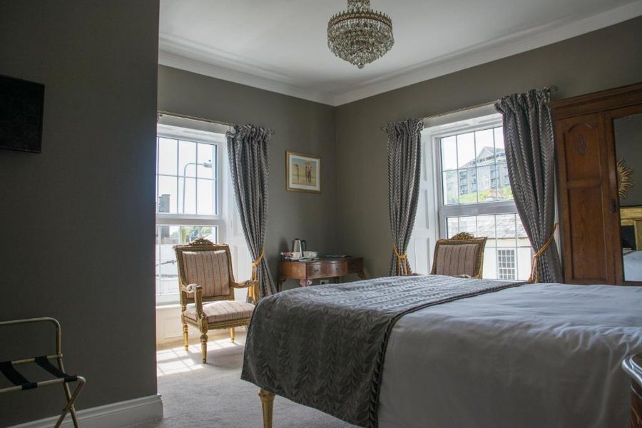 Oakhurst House Bed Breakfast — Guest room
