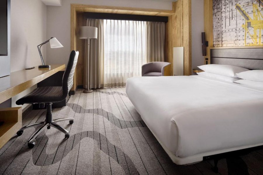 Oakland Marriott City Center — Guest room
