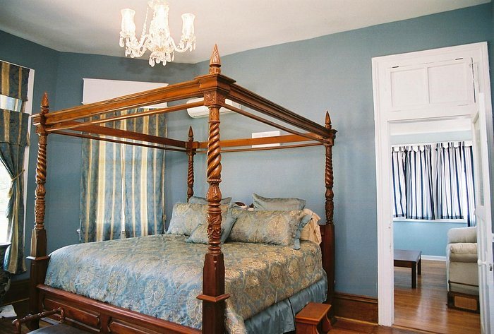 Oakview Bed and Breakfast — Guest room