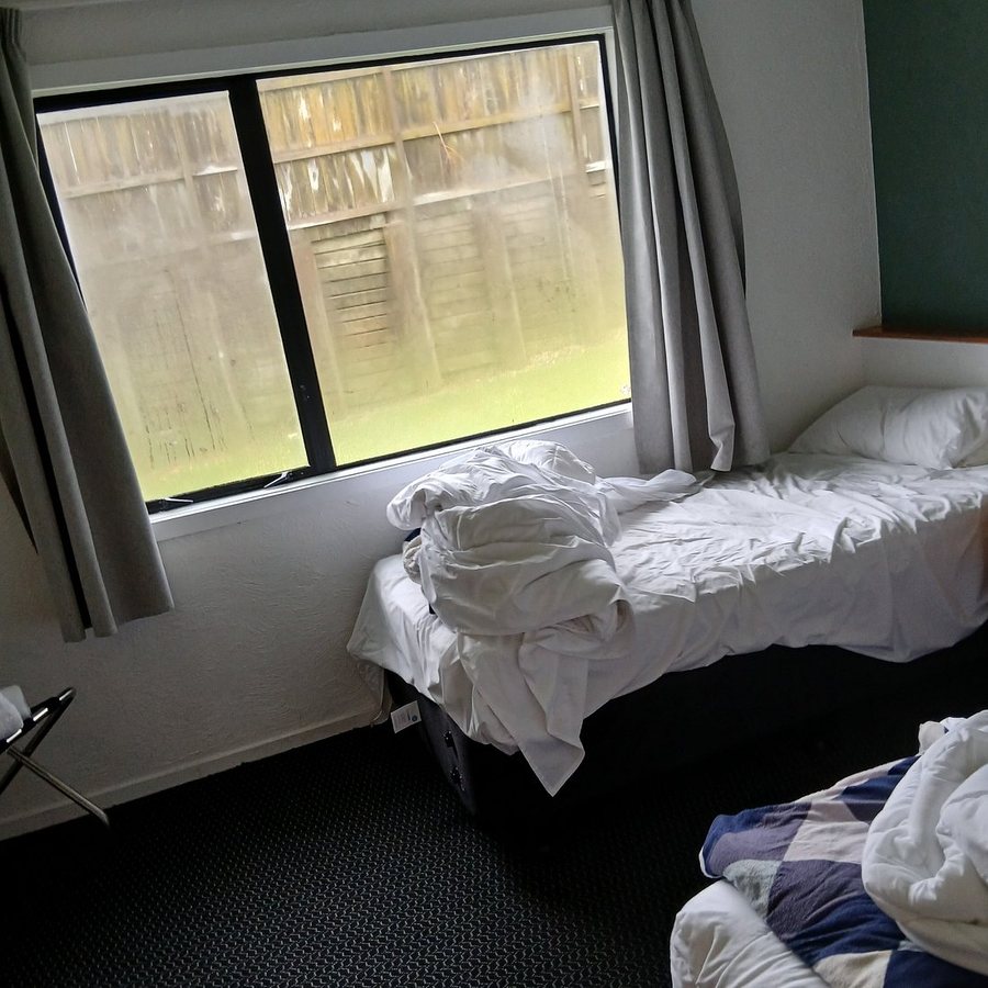 Oakwood Manor — Guest room