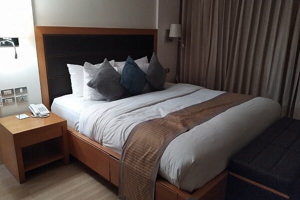 Oakwood Residence Sukhumvit 24 — Guest room