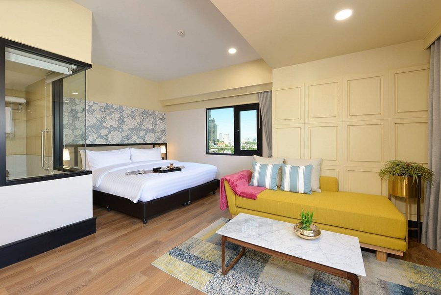Oakwood Suites Bangkok — Guest room