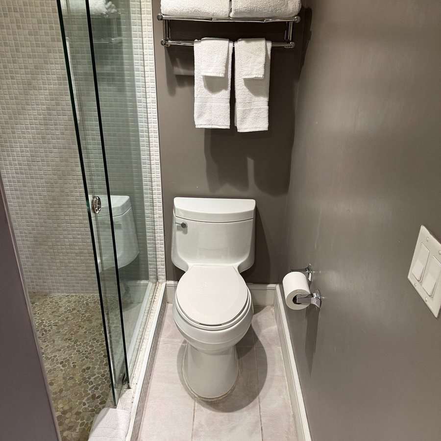 Oasis at Gold Spike Las Vegas Nevada — Bathroom