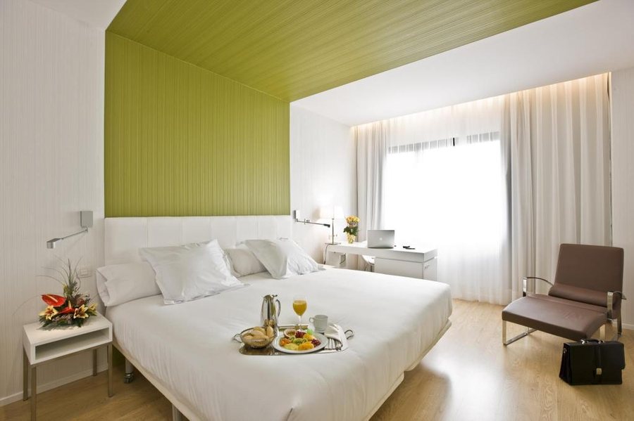 Occidental Castellana Norte — Guest room