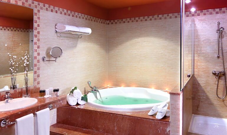 Occidental Jandia Royal Level Adults Only — Bathroom