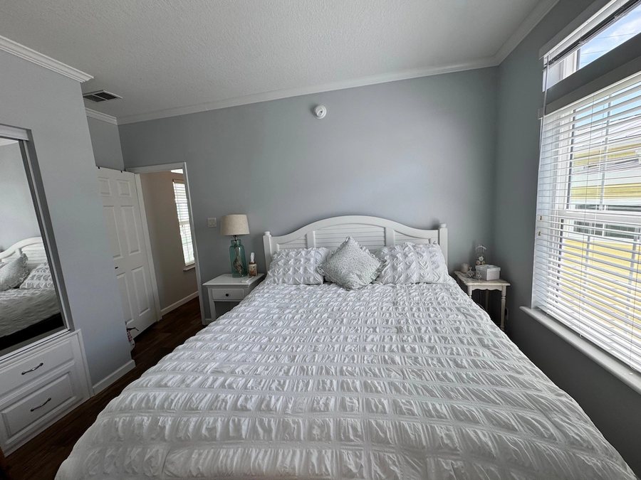 Ocean Breeze RV Resort — Guest room