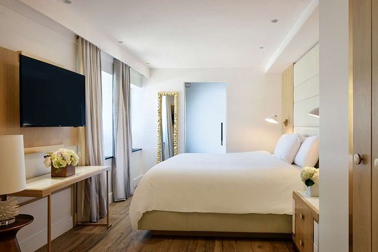 Ocean Hotel Miami Beach Florida — Guest room