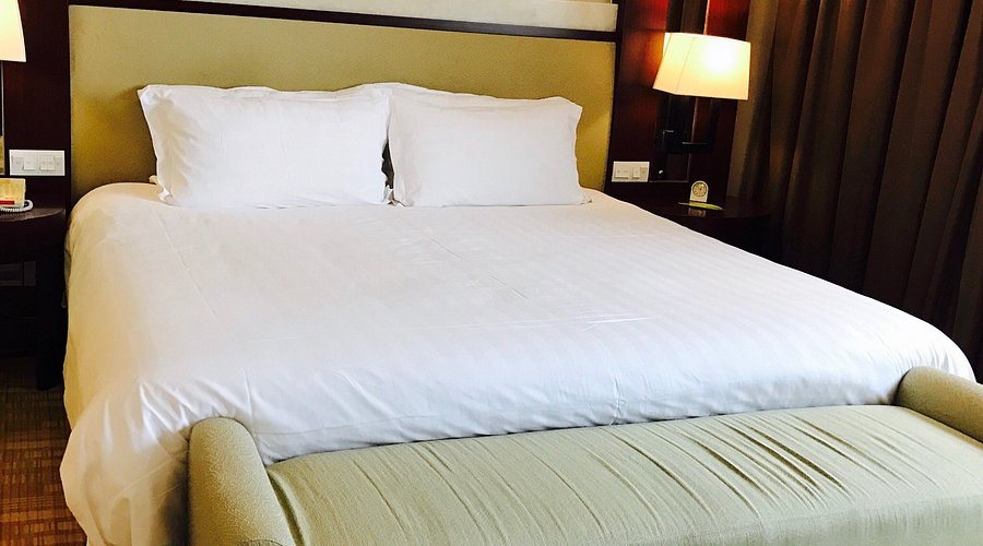 Ocean Hotel Shanghai — Guest room
