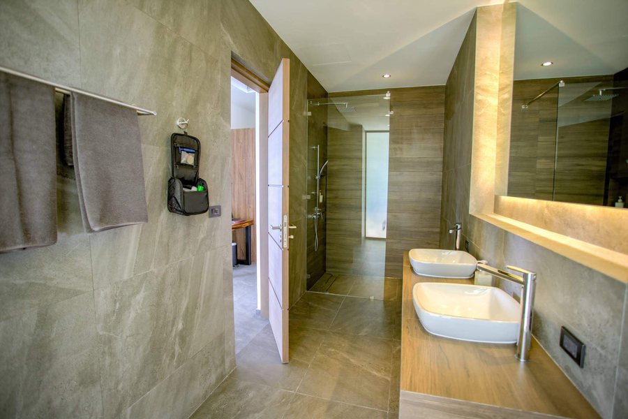 Ocean Rock Kalim — Bathroom