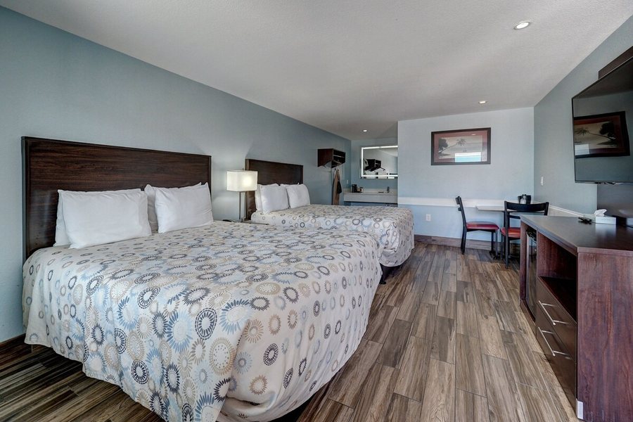 Ocean s Edge Hotel Port Aransas TX — Guest room