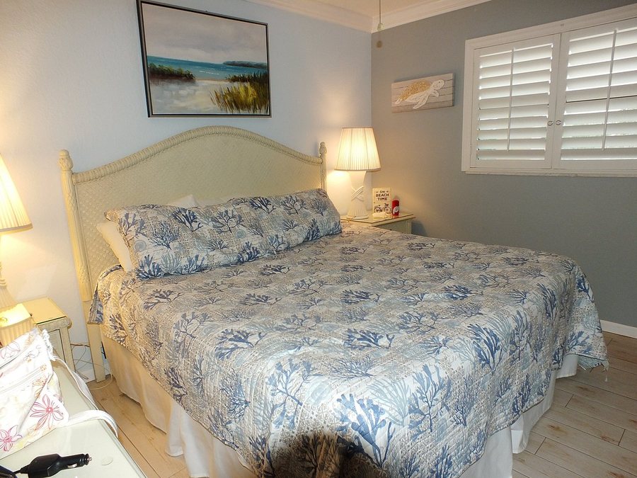 Ocean s Reach Condominiums — Guest room
