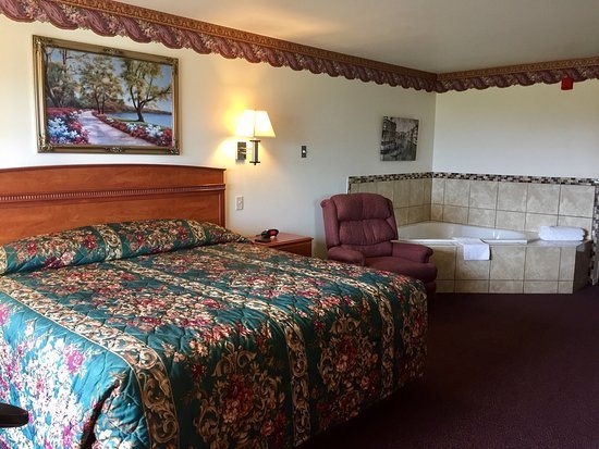 Ocean View Inn Crescent City California — Guest room
