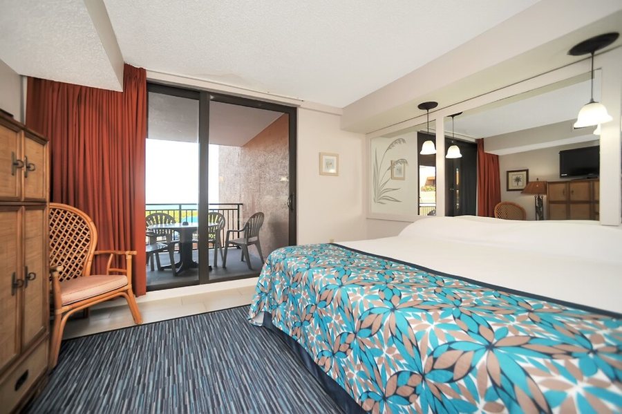 Oceanique Resort — Guest room